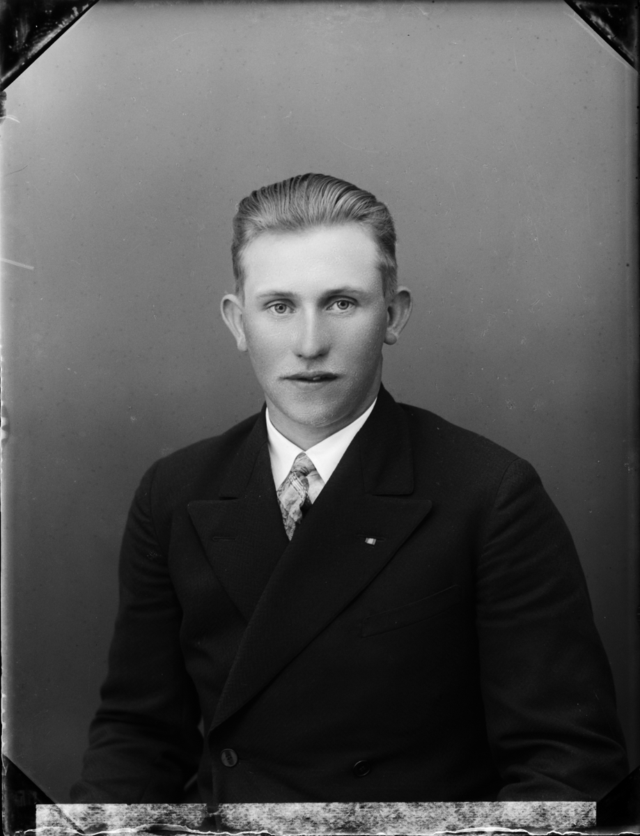 Skötsner-Edhlund, Wiktor Sundin från Snesslinge, Börstils socken, Uppland
