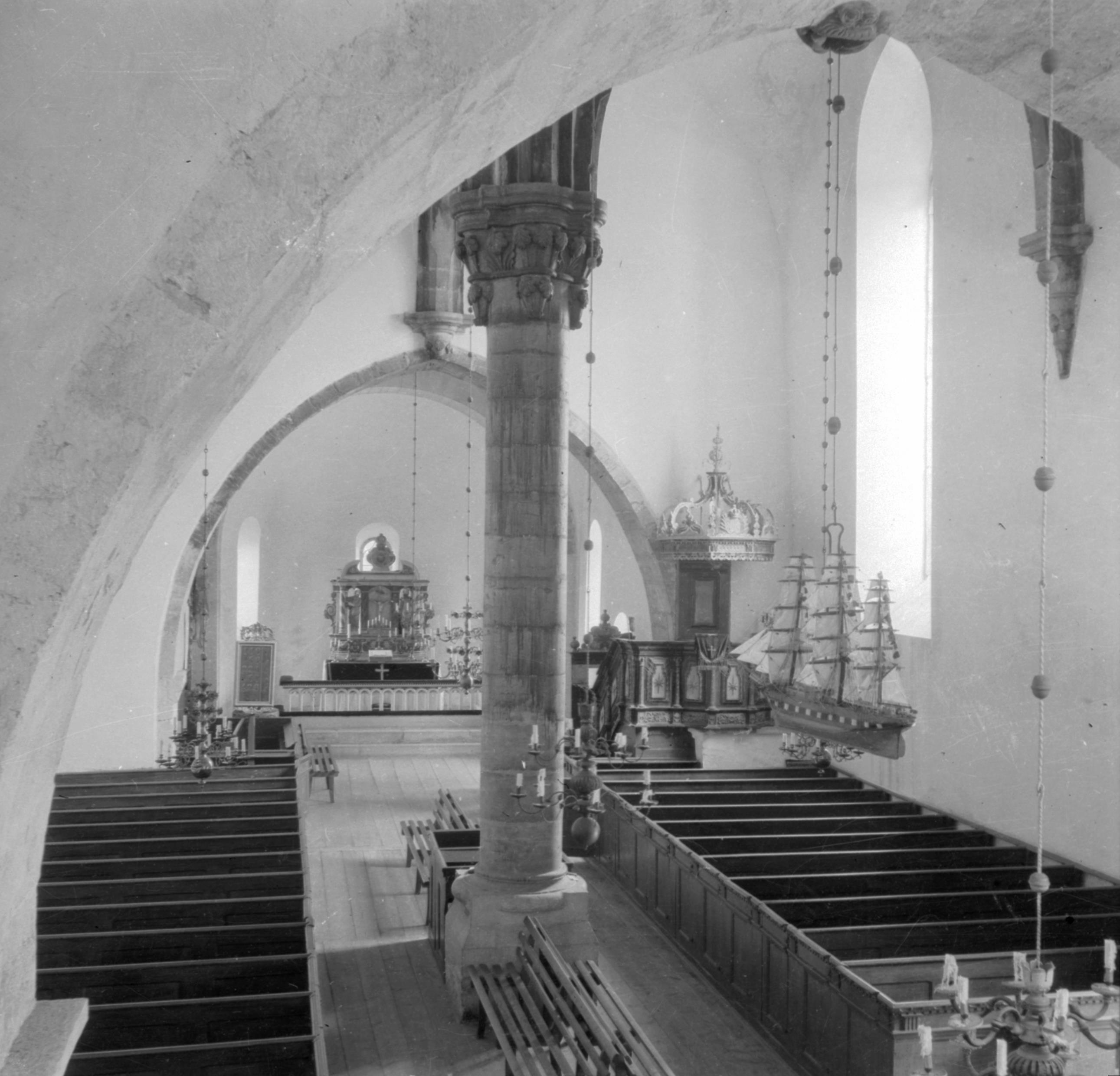 Iwar Anderson, Stånga kyrka