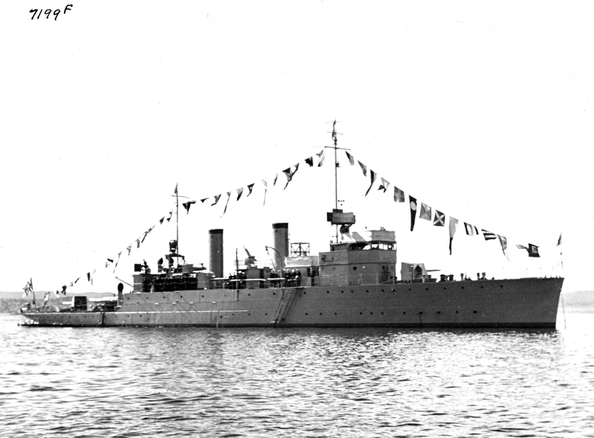 Anders Beer Wilse, Marinen