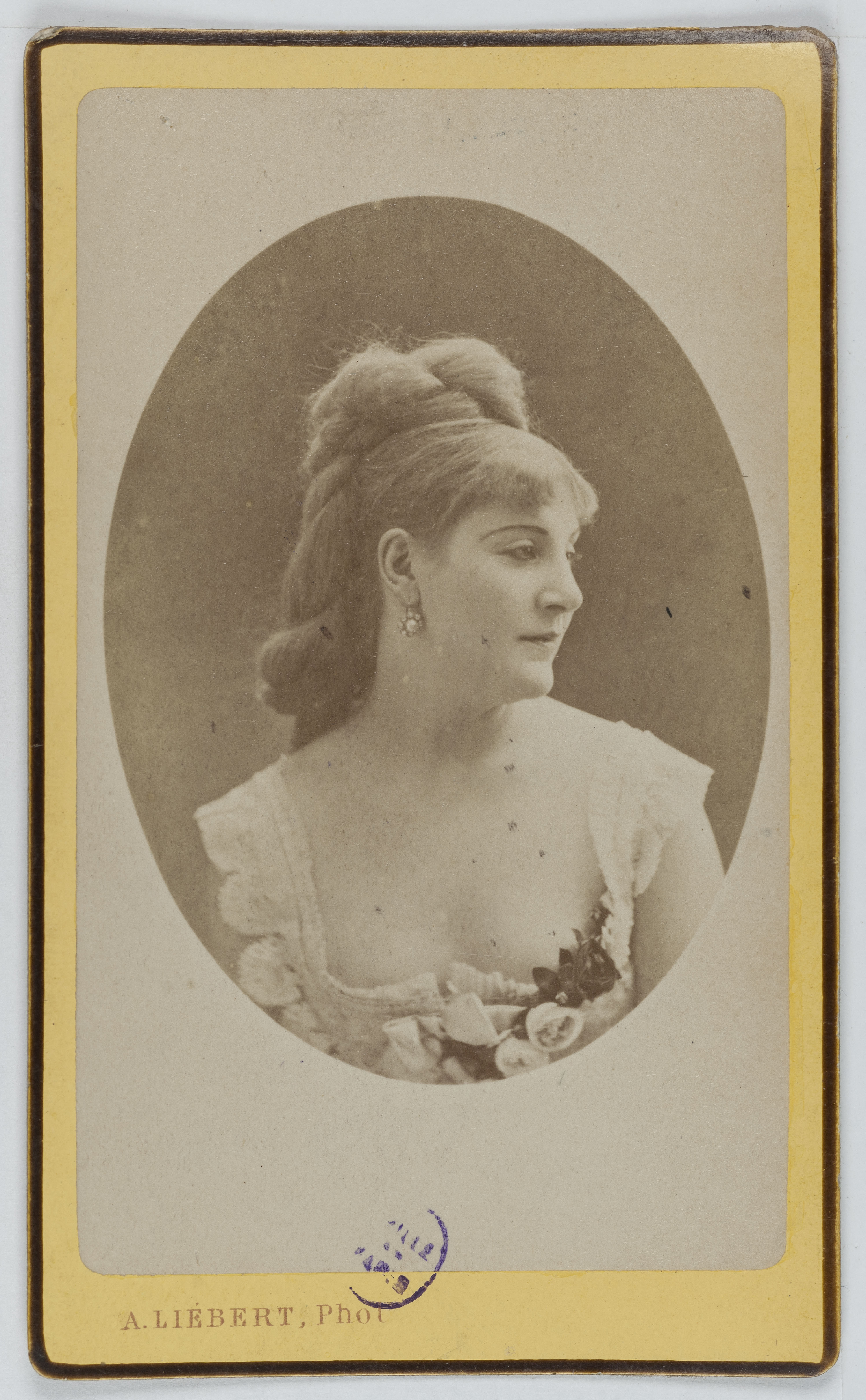 Alphonse Liébert, Portrait de Léontine Rachel, actrice au Théâtre de la Renaissance en 1875.