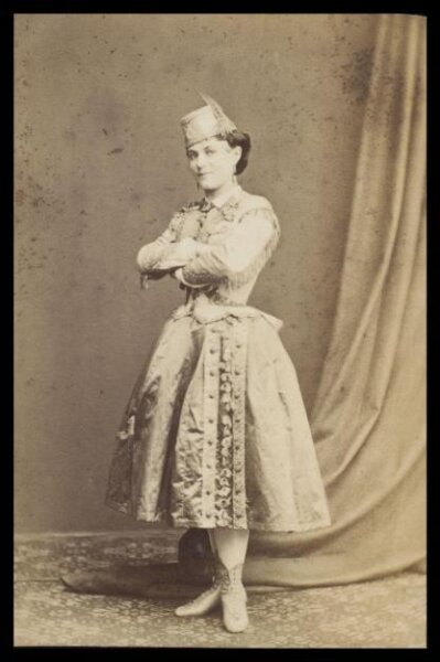 London Stereoscopic and Photographic Company, Guy Little Theatrical Photograph