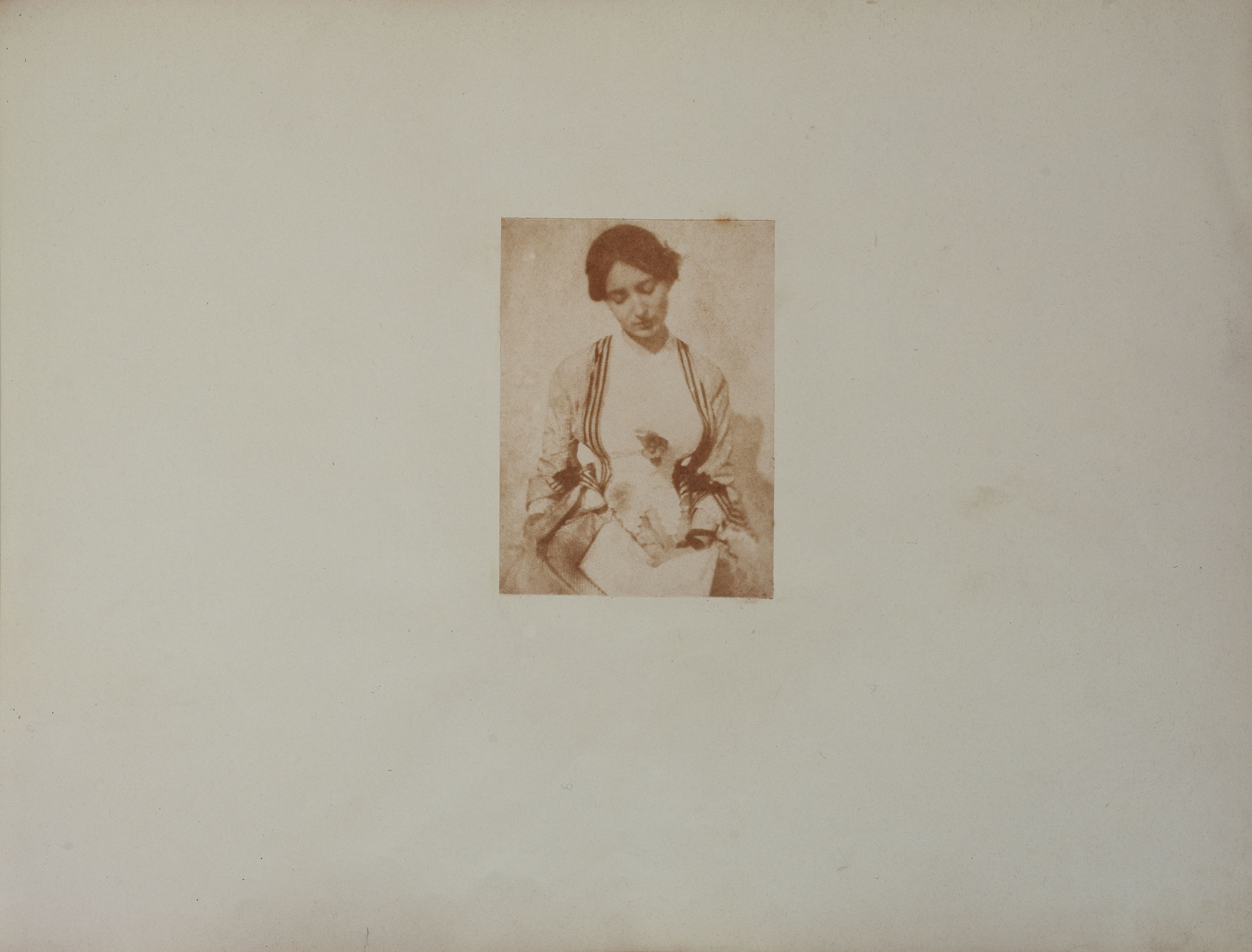 Auguste Vacquerie, Adèle Hugo (fille), les yeux baissés