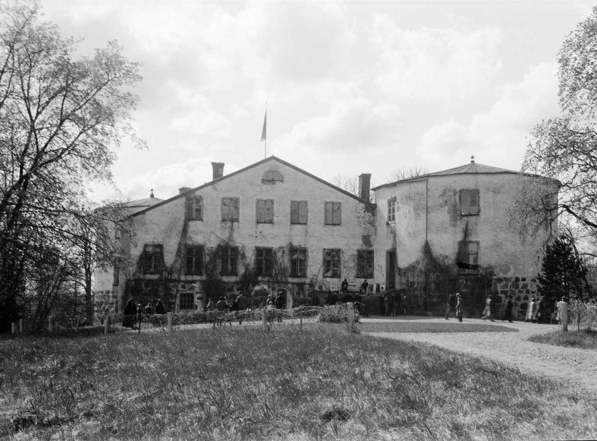 Paul Sandberg, Uppland’s ancient monument association visits Penningby Castle