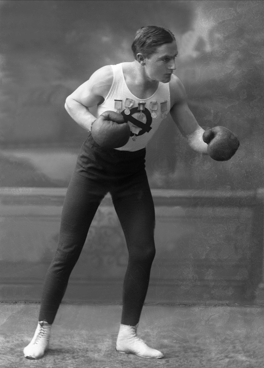 Gustav Borgen, Portrett, bokser. Hr Johannessen, Idrætsforeningen Ørnulf.