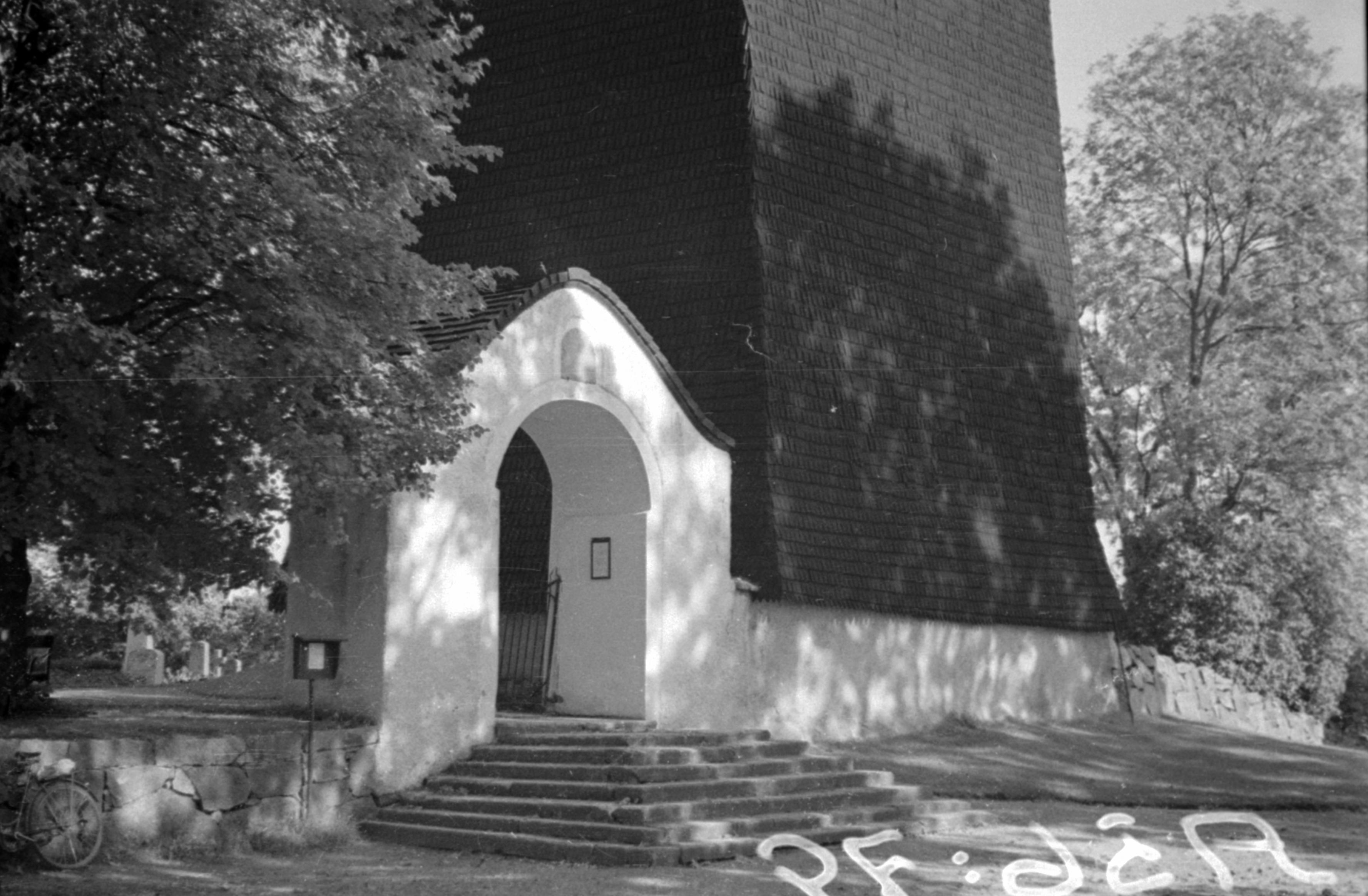 Bertil Berthelson, Sköllersta kyrka