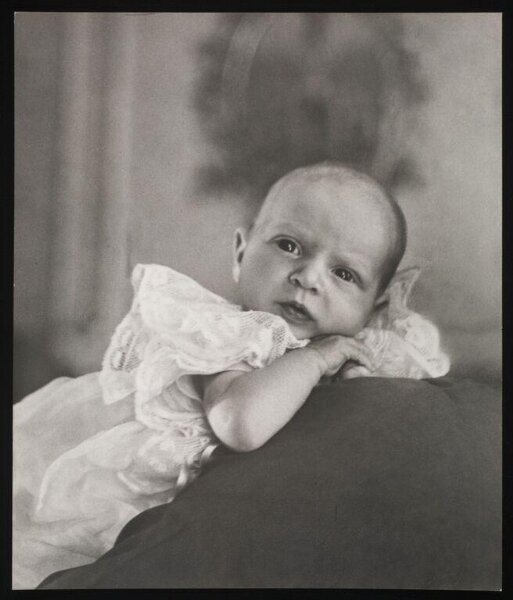 Beaton, Cecil (Sir), Photograph