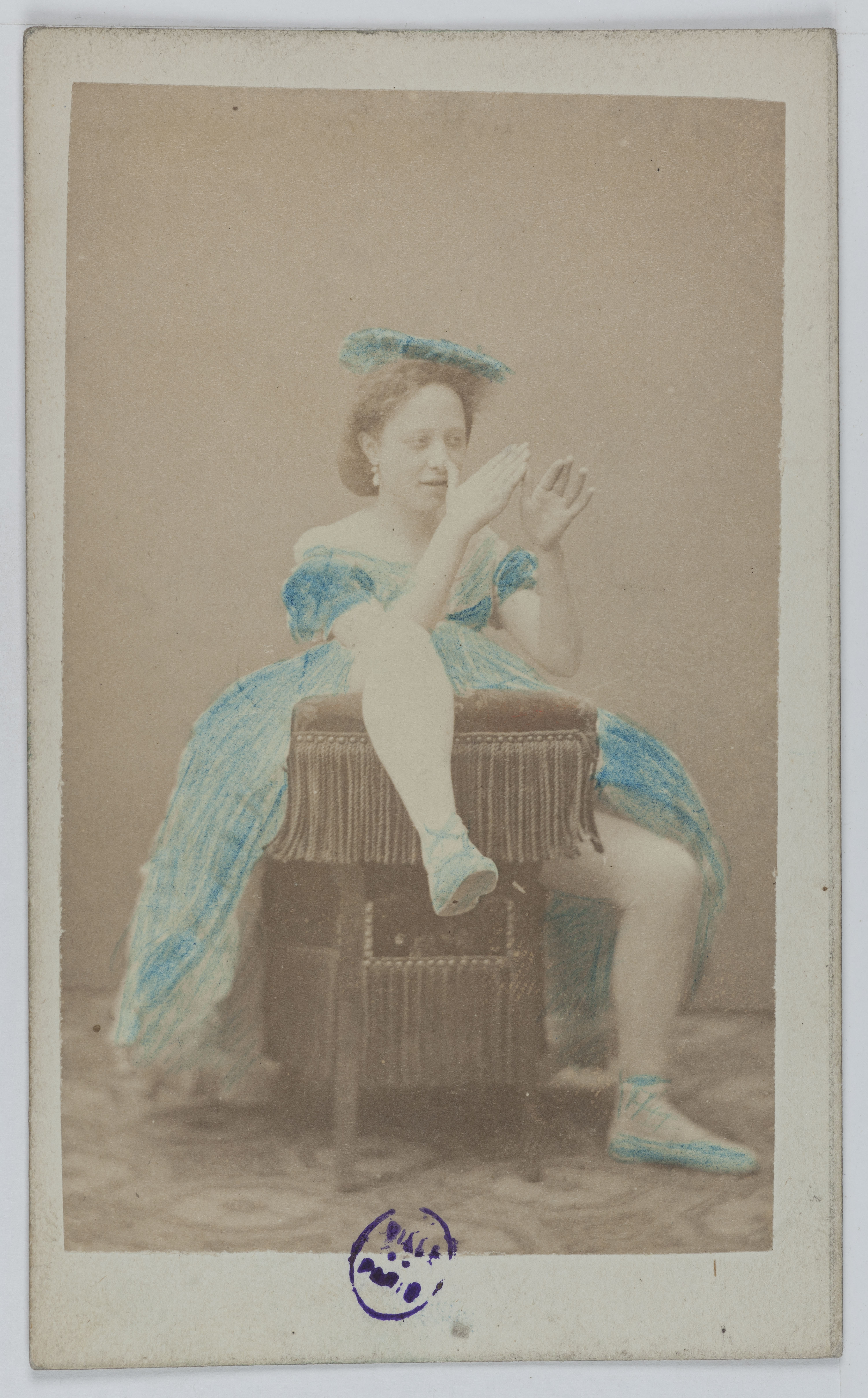 Anonyme, Portrait de Mademoiselle Louise Raoul, danseuse au Théâtre de la Porte Saint Martin en 1863.