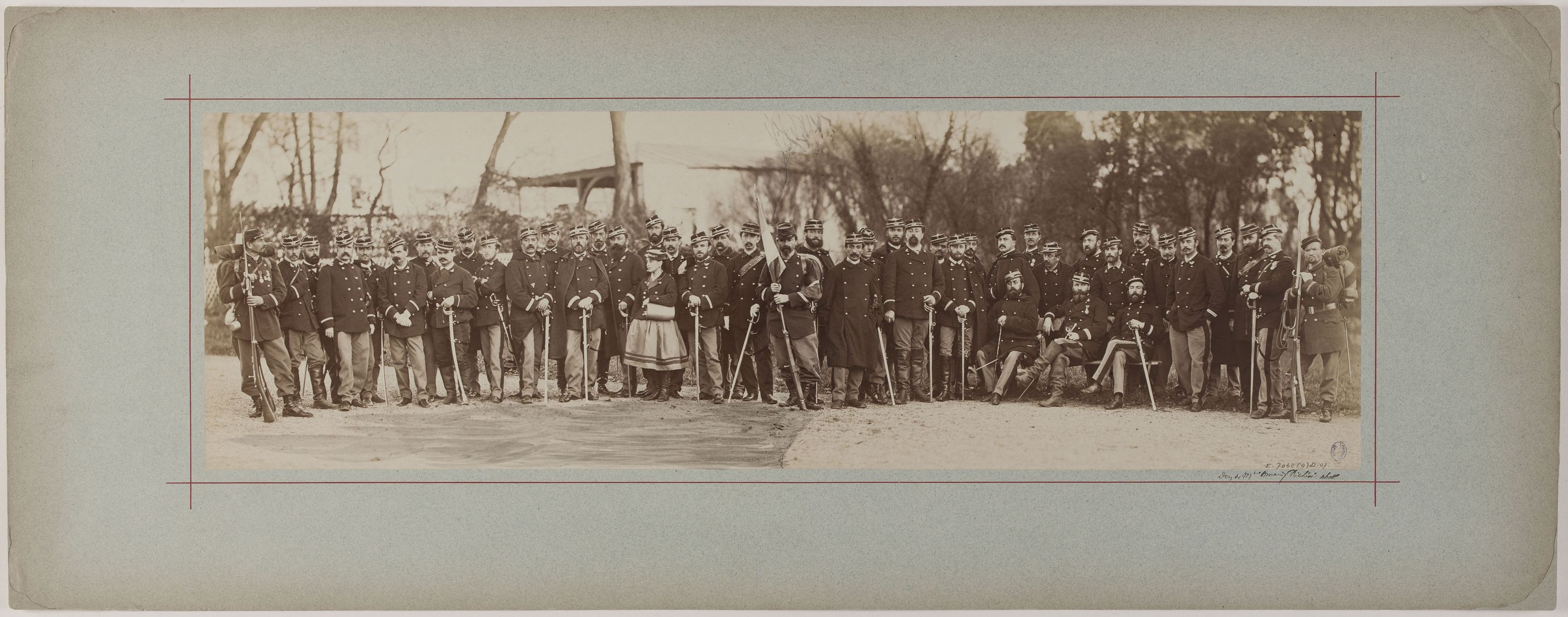André-Adolphe-Eugène Disdéri, Panorama : portrait de groupe de soldats