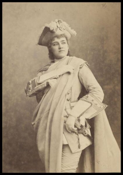 London Stereoscopic and Photographic Company, Guy Little Theatrical Photograph