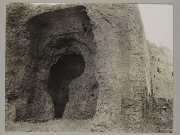 K.A.C. Creswell, The broken east end of intake tower showing hollow construction in the aqueduct of Ibn Tulun (Basatin), Cairo