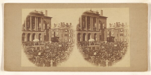 Unknown, [Crowd gathered for a political speech]