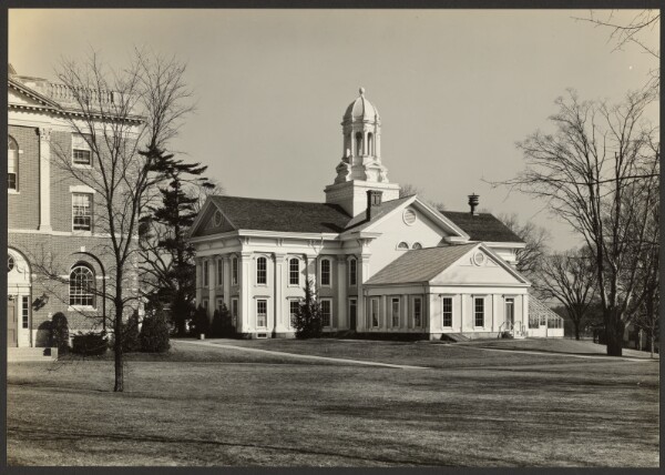 Walker Evans, [Wheaton College: View of Mary Lyon Hall]