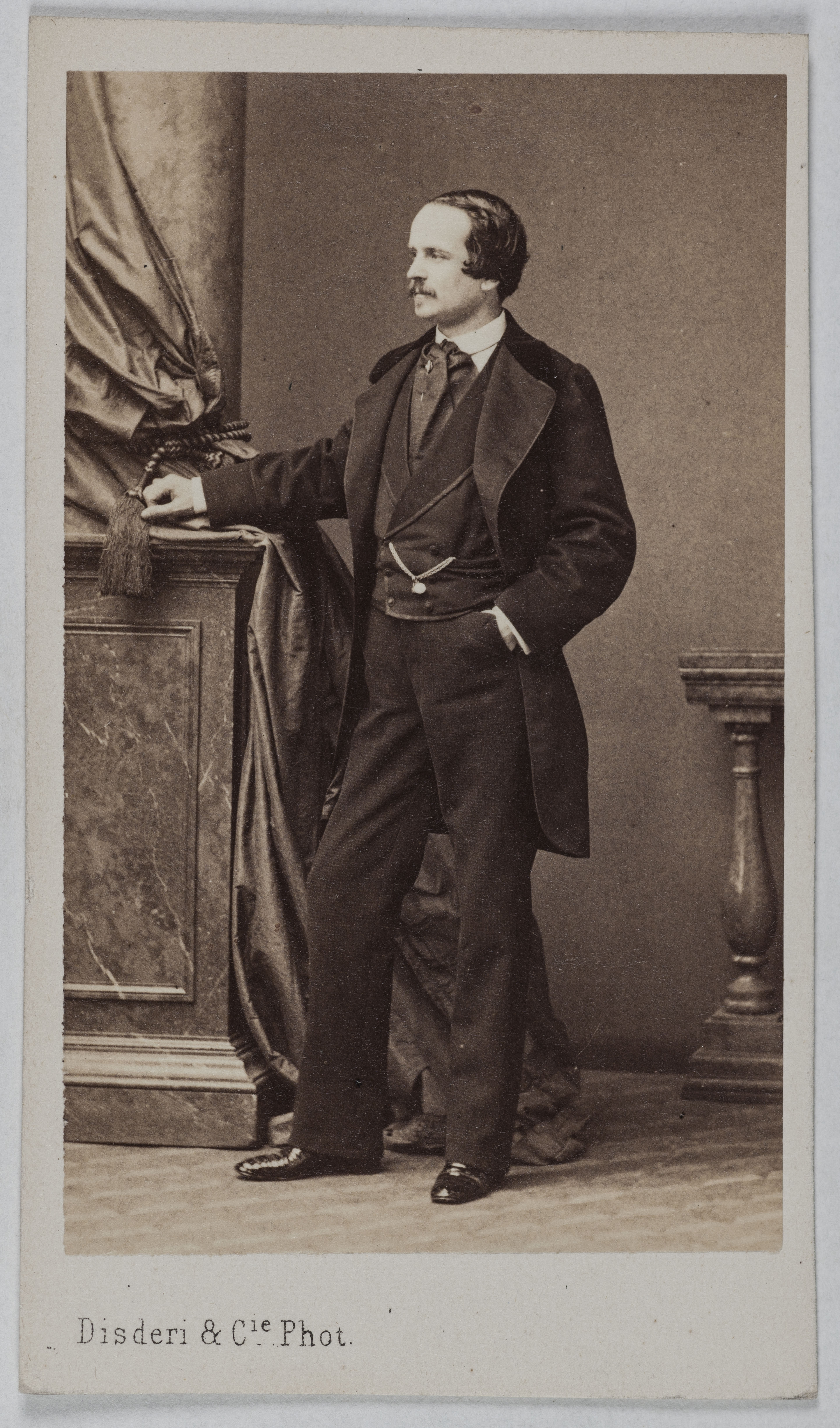 Disderi & Cie, Portrait de Italo Gardoni (1820-1882), (chanteur lyrique à l'Opéra, au théâtre des Italiens)