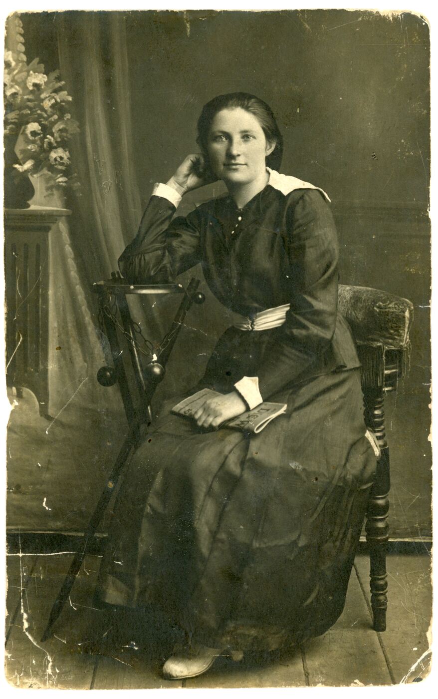 Nežinomas fotografas, Emilija Kačerauskaitė