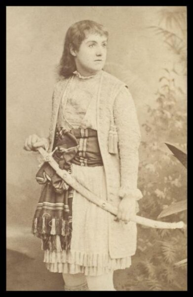 London Stereoscopic and Photographic Company, Guy Little Theatrical Photograph
