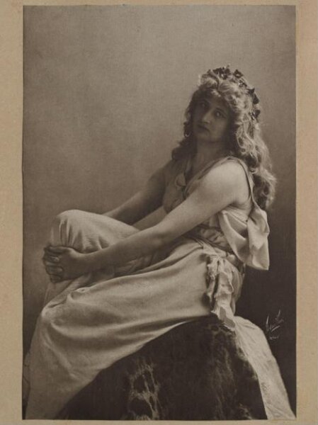 Unknown, H Beard Print Collection
