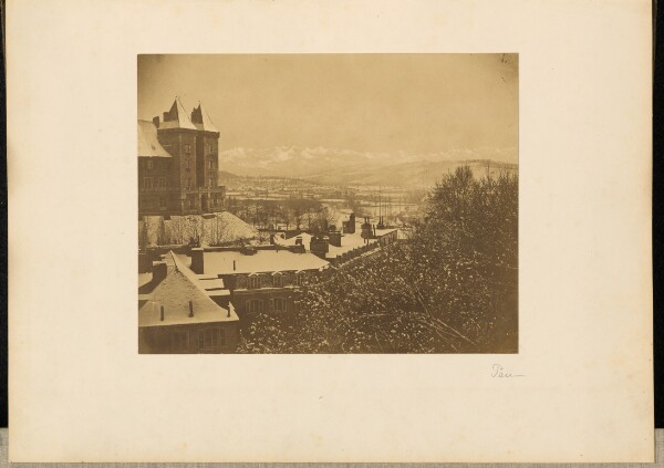 Unknown, Pau