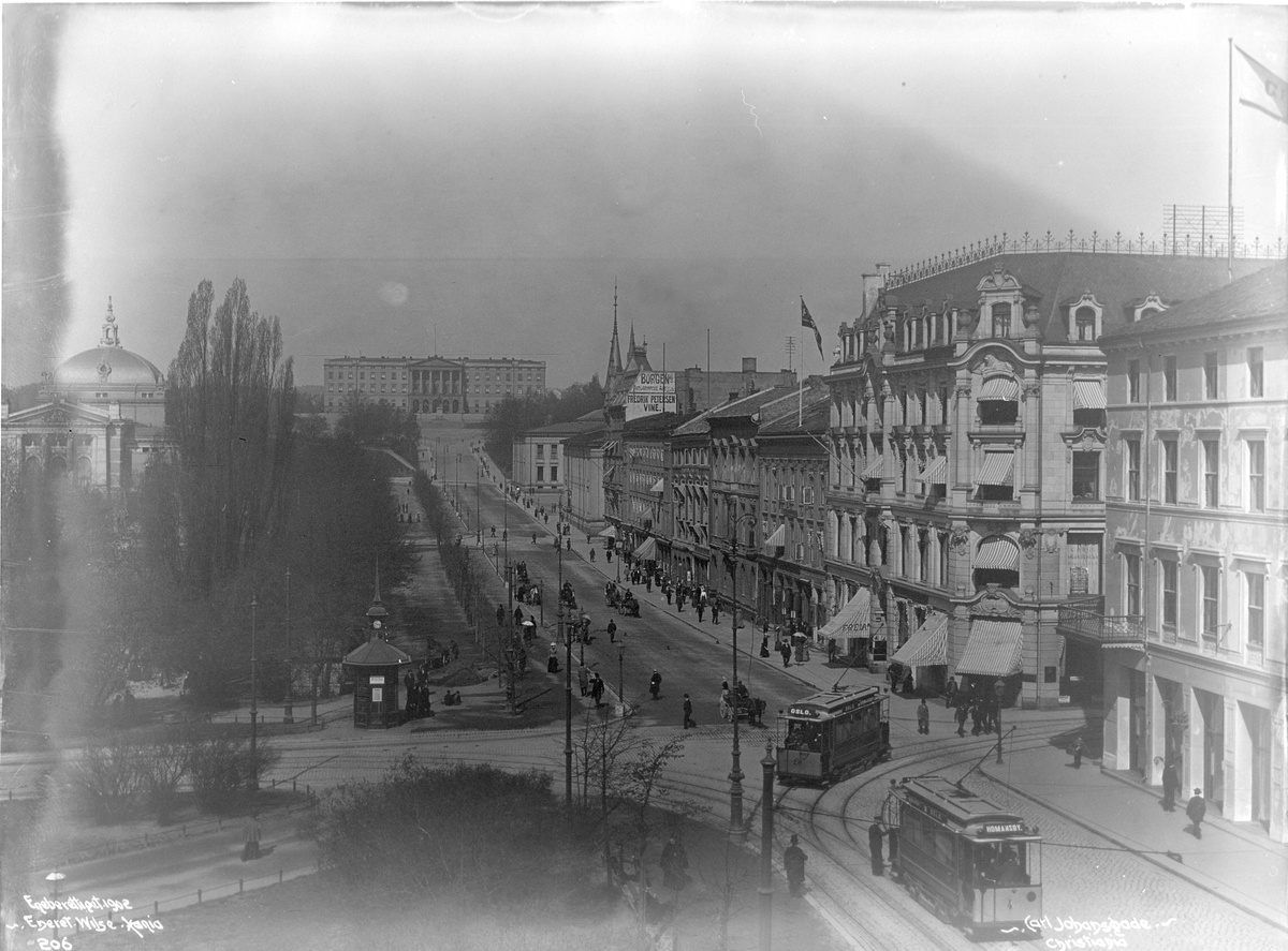 Anders Beer Wilse, Prot: Karl Johans gate mot Slottet fra Stortinget Mai 1901