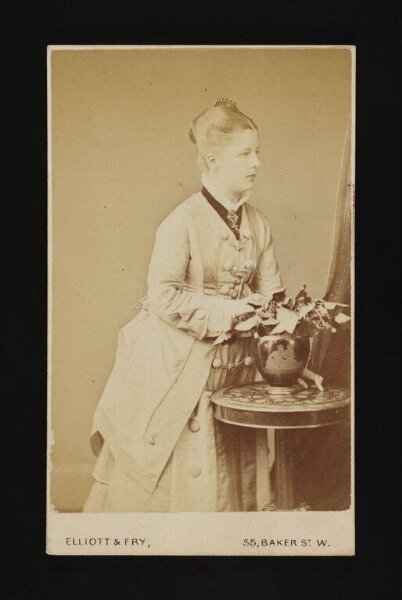 Elliott & Fry, A portrait of a woman 'Harriet Lenmantion'