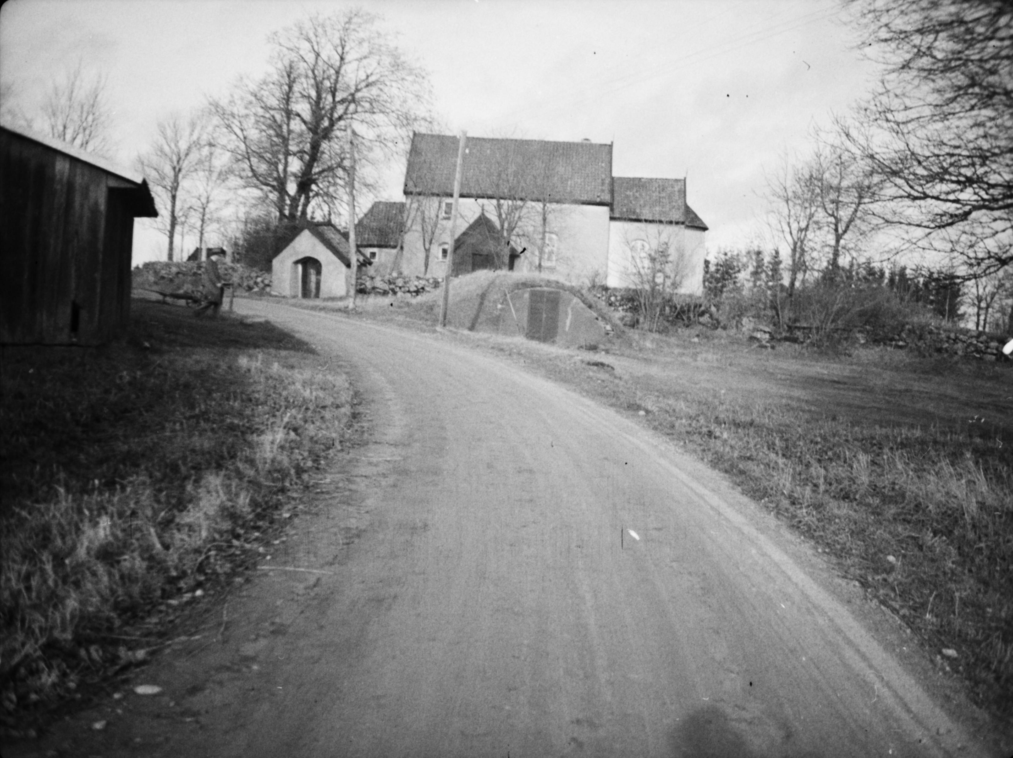 Erik Lundberg, Vårkumla kyrka