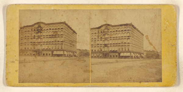 Edinburgh Stereographic Company, [Everett House, Union Square, New York City]