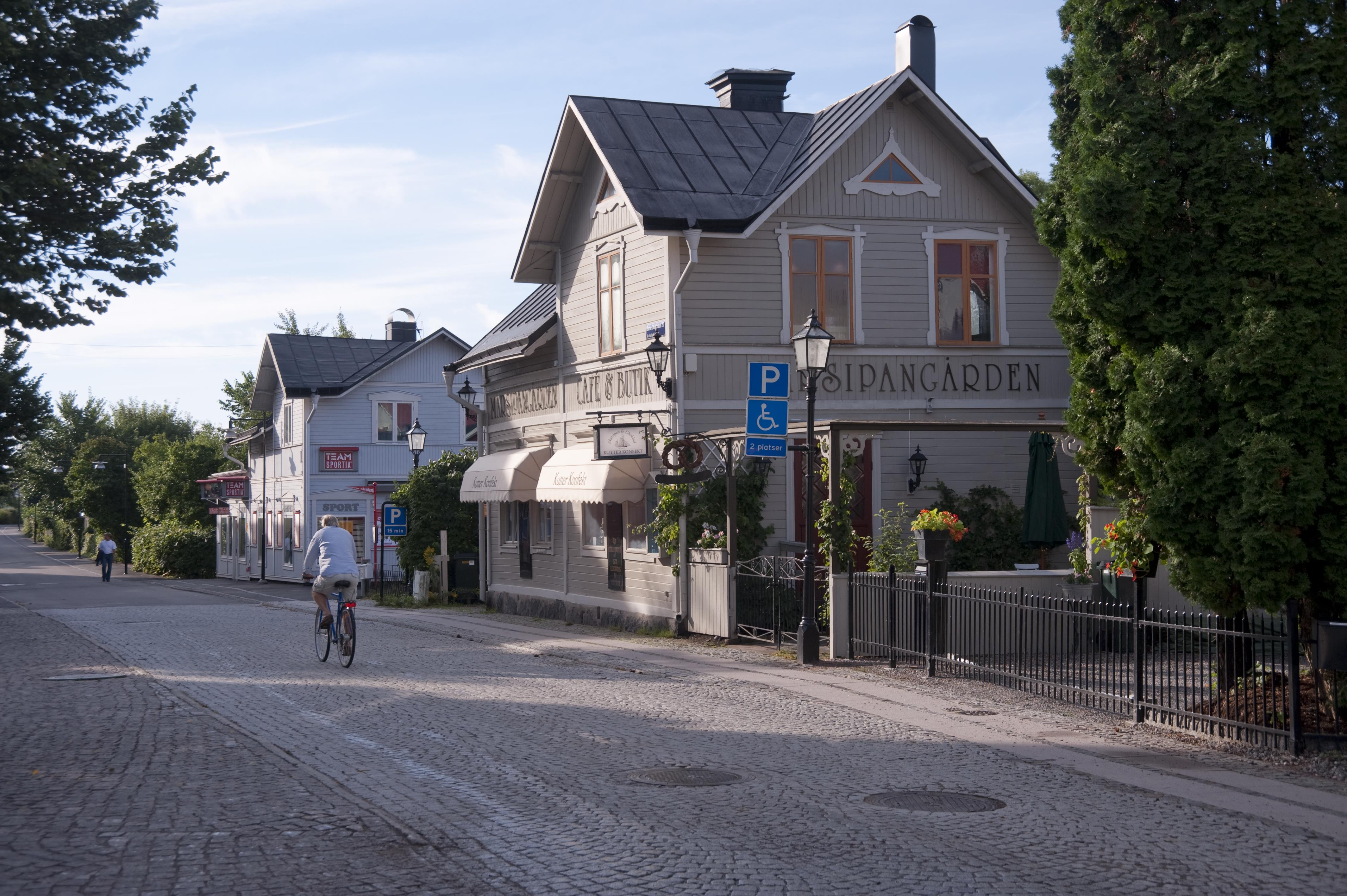 Bengt A Lundberg, Trosa