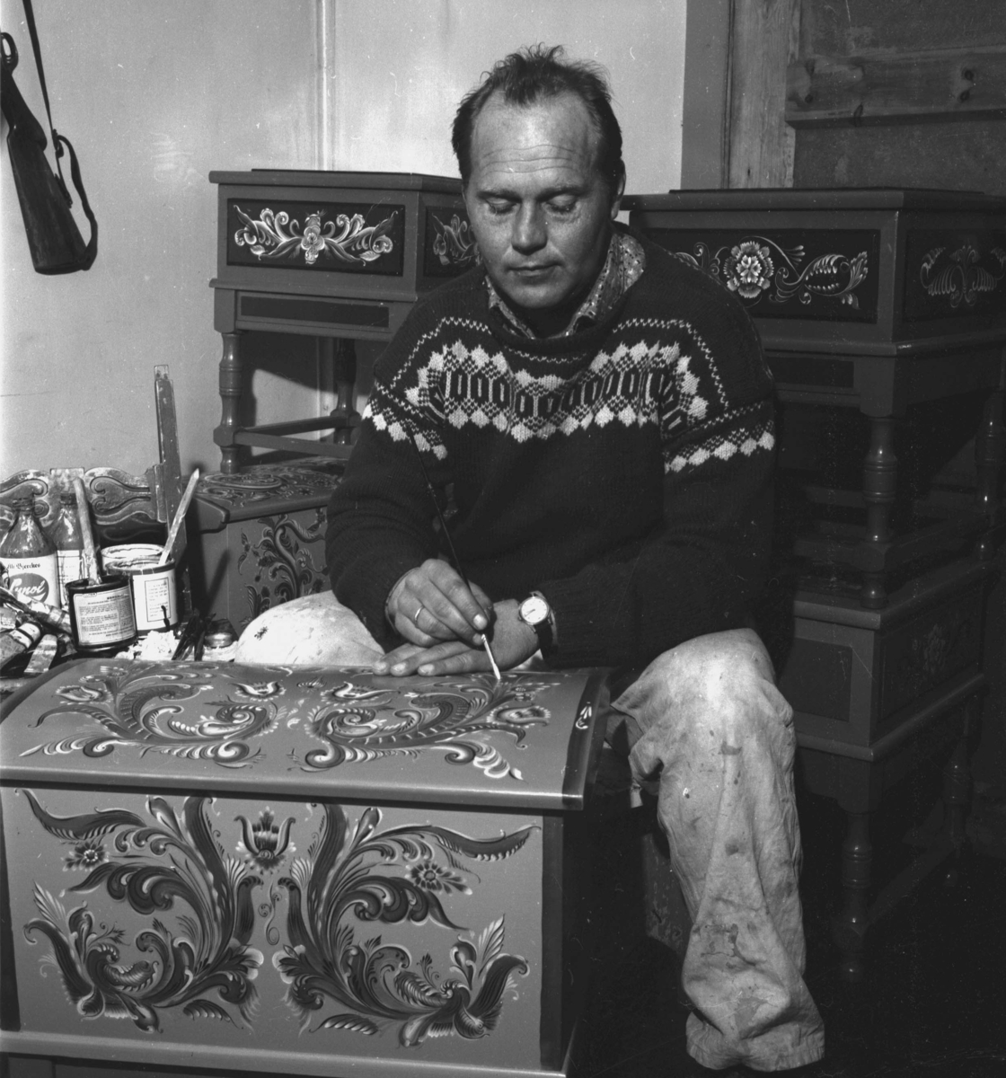 Per Magne Grue, Os, Tufsingdalen, Rosemaler