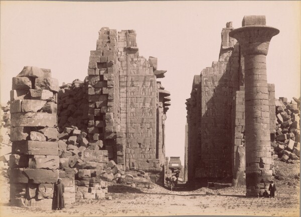 Antonio Beato, [First Court of the Temple of Karnak] / [Karnak, Premiere Cour du Temple]