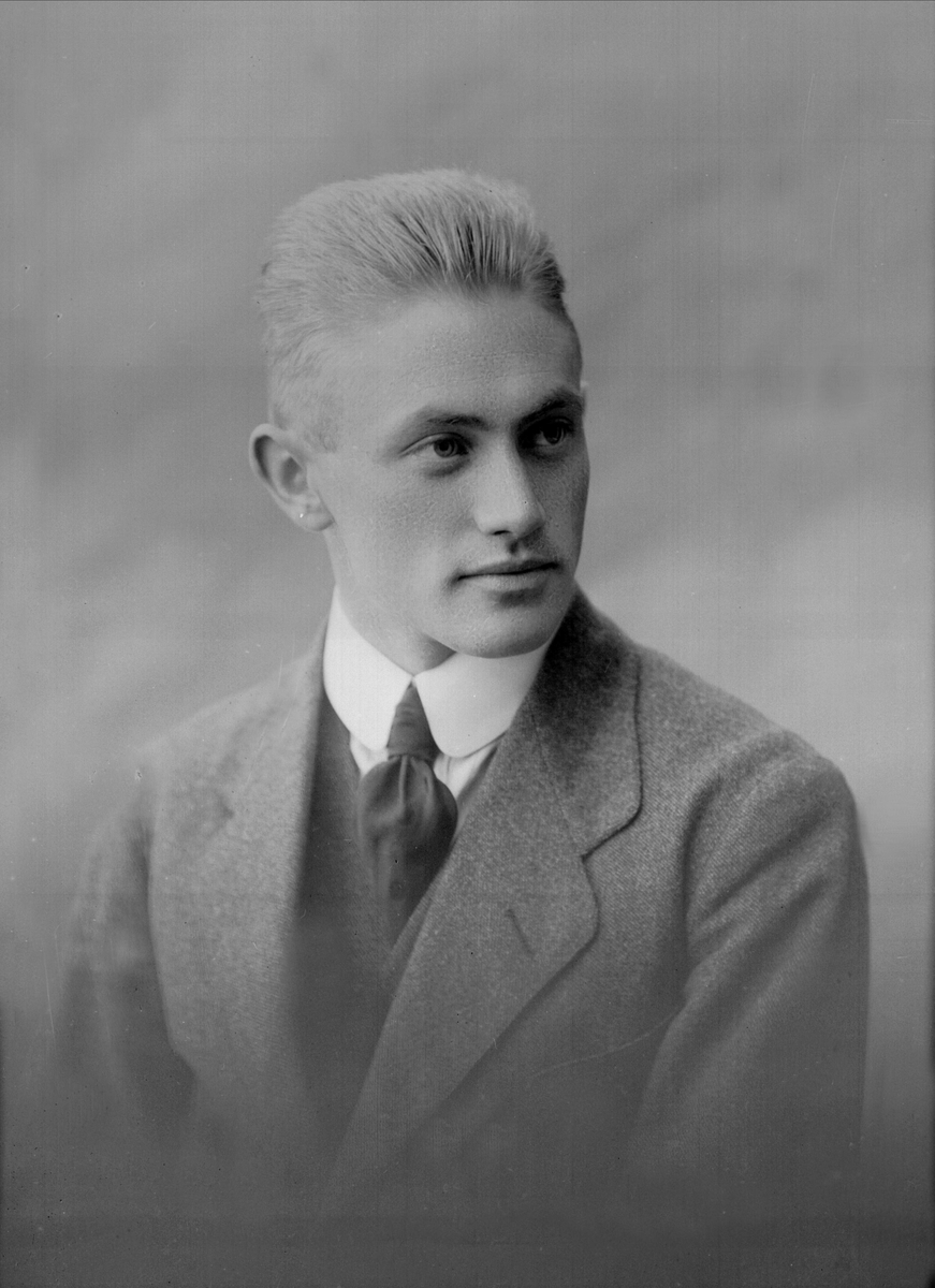 Gustav Borgen, NFB.11237