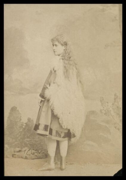 London Stereoscopic and Photographic Company, Guy Little Theatrical Photograph
