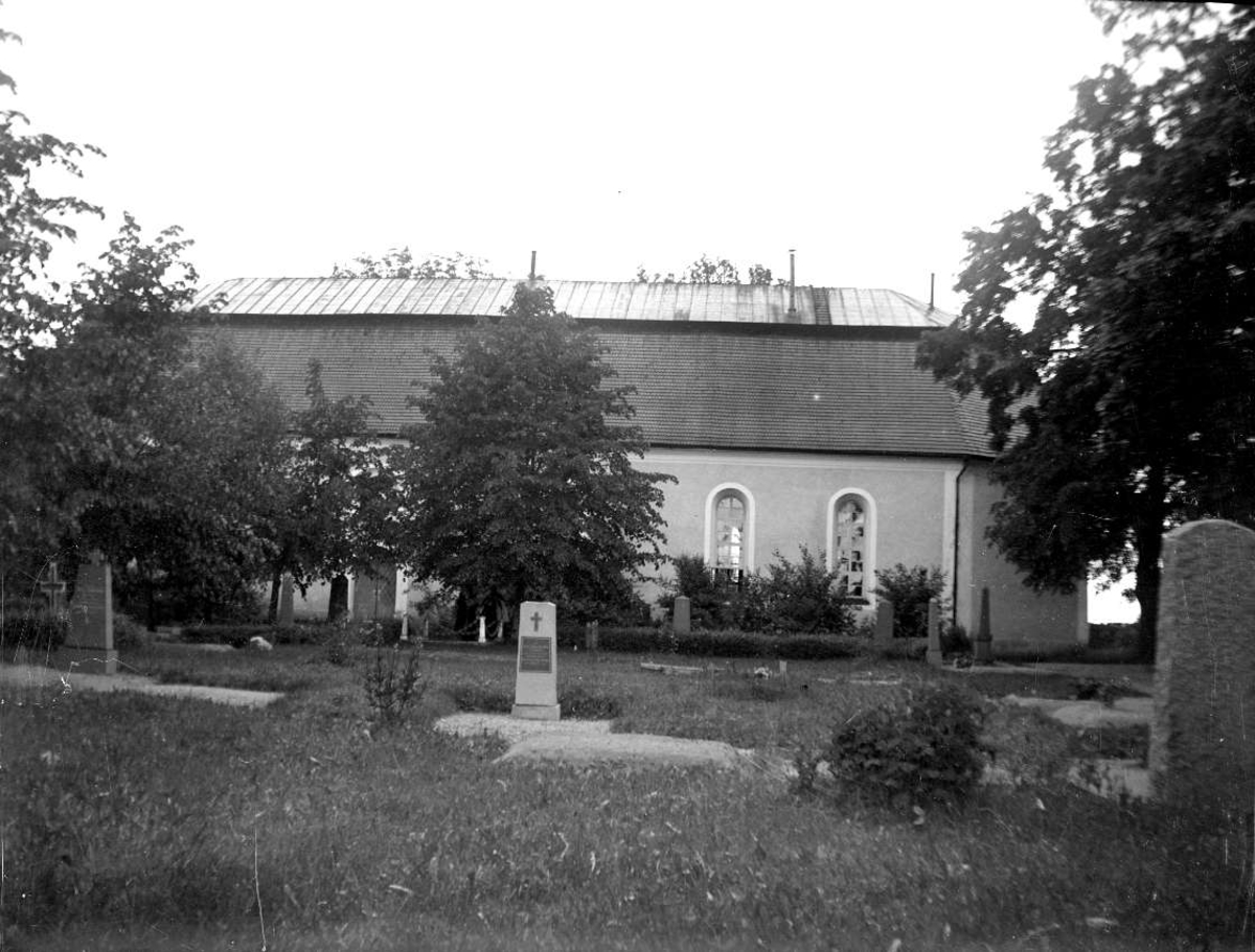 August Fredrik Schagerström, Harbo Church with a cemetery, Harbo parish, Uppland in June 1925