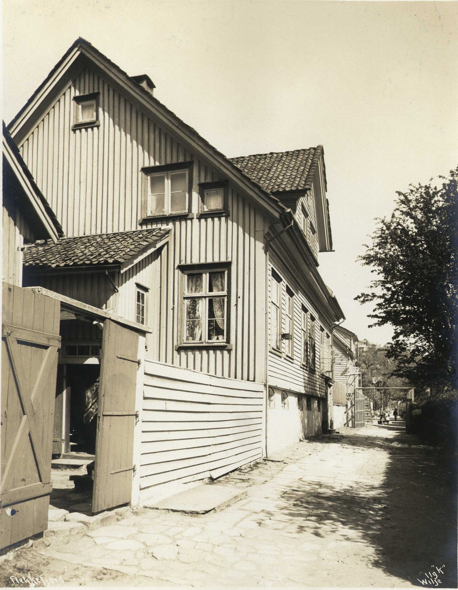 Anders Beer Wilse, Gateparti, Flekkefjord, Vest-Agder. Fotografert 1912.