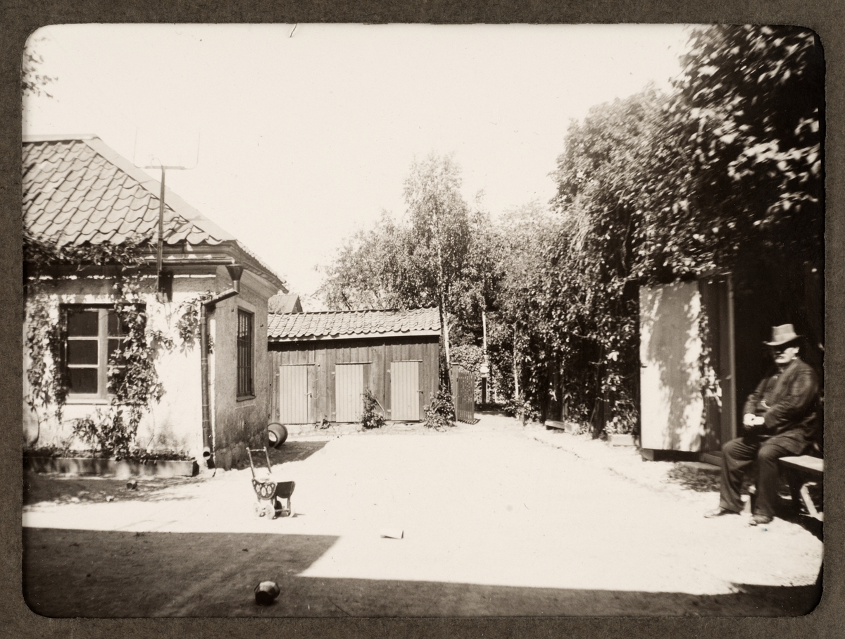 August Fredrik Schagerström, "Upsala. Järnbrogatan No 36", nuvarande S:t Olofsgatan, Uppsala 1926