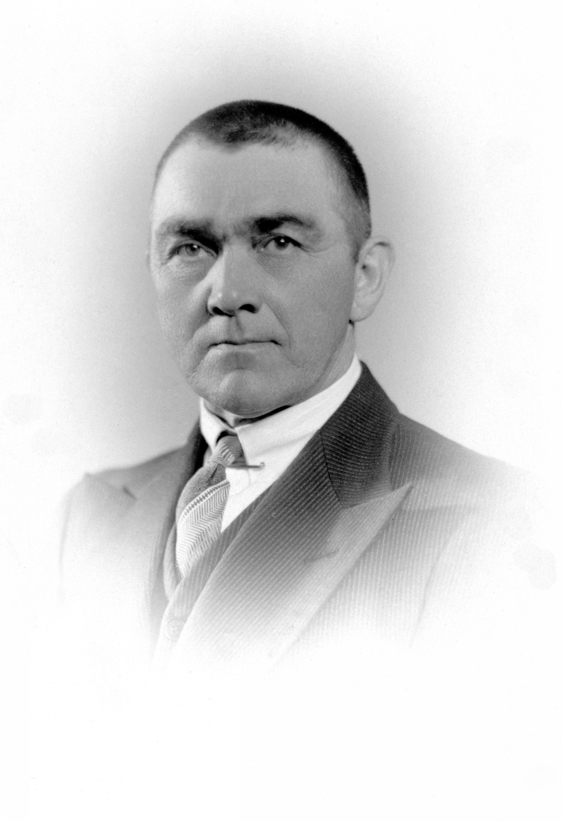 Anno Domkirkeodden, PORTRETT: ORDFØRER KRISTIAN BAKKEN, HAMAR.