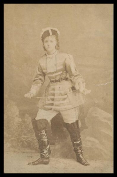 London Stereoscopic and Photographic Company, Guy Little Theatrical Photograph