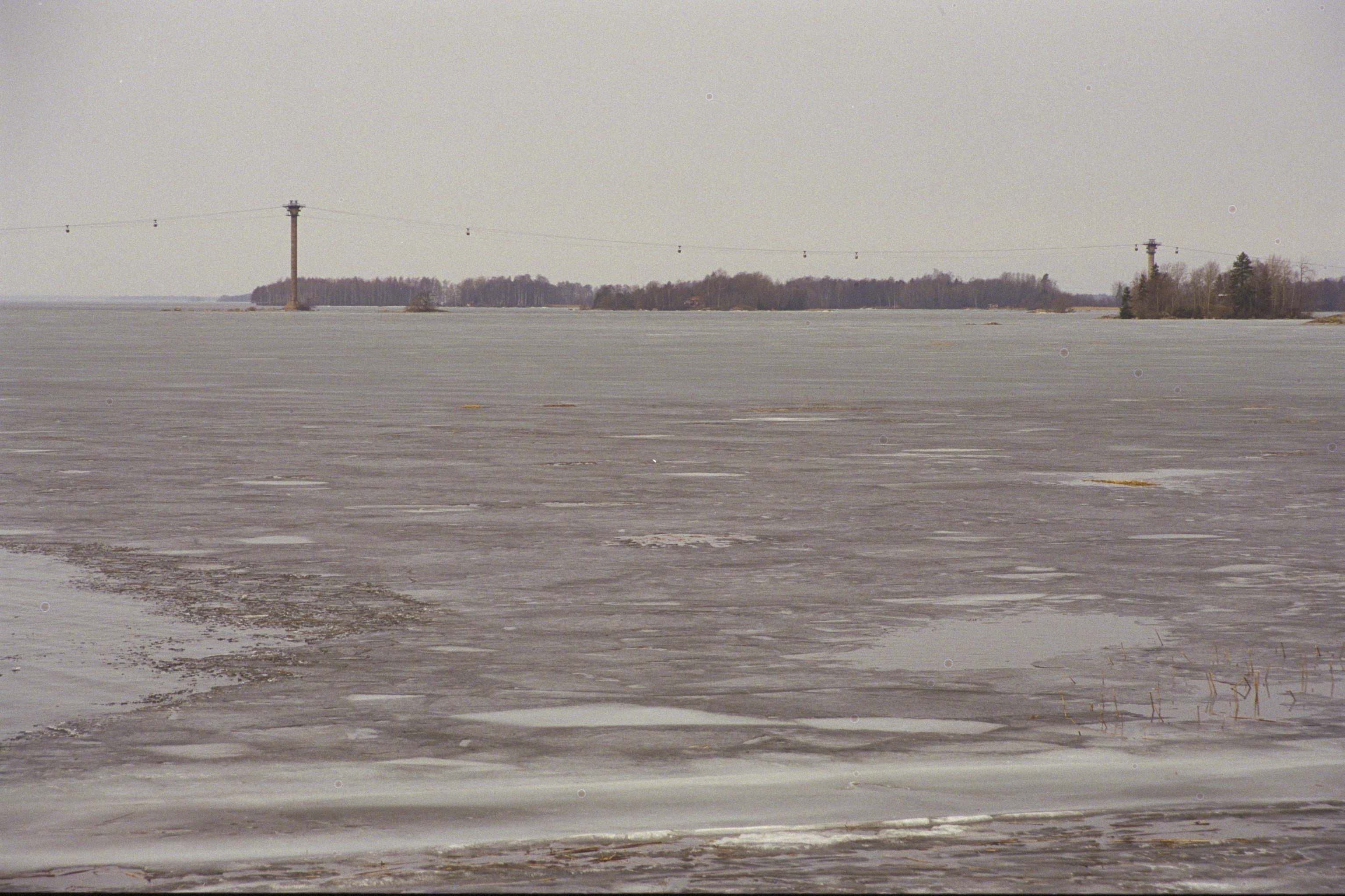 Bengt A Lundberg, Hjälmaresund