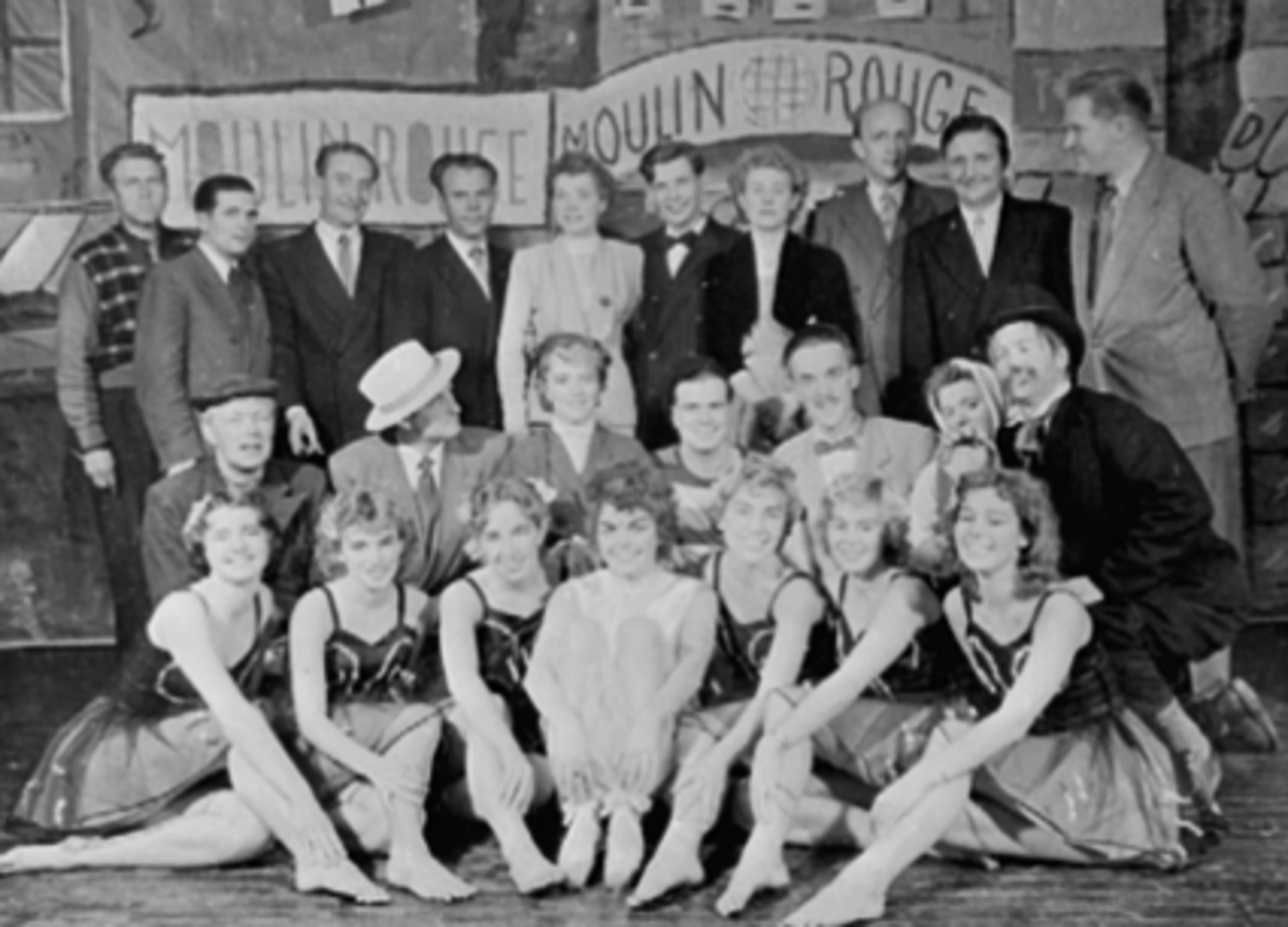 Anno Domkirkeodden, GRUPPE 24 SKUESPILLERE, REVYEN NATTPARISERN AV JORULF STORBEKKEN, FESTIVITETSMARKEDET