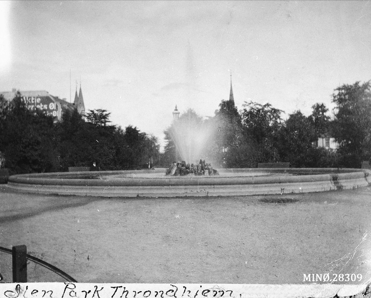 Rugsveen, Johan, Undseth, "Ilen Park Trondhjem"