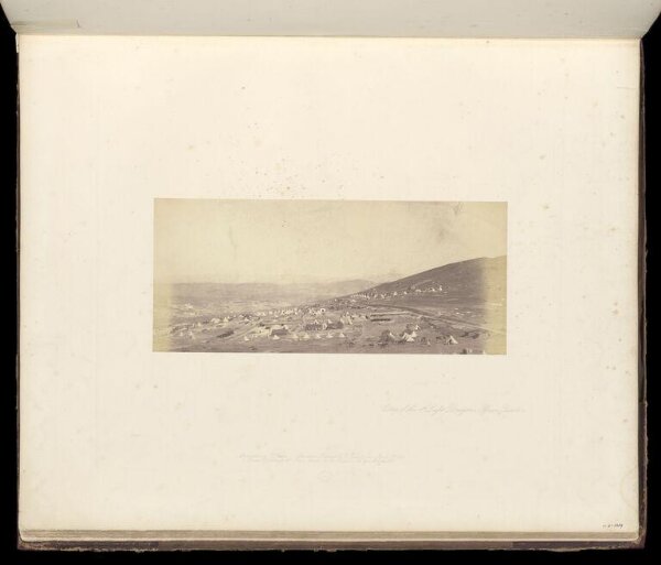 Fenton, Roger, Camp of the 4th Light Dragoons, Officers Quarters