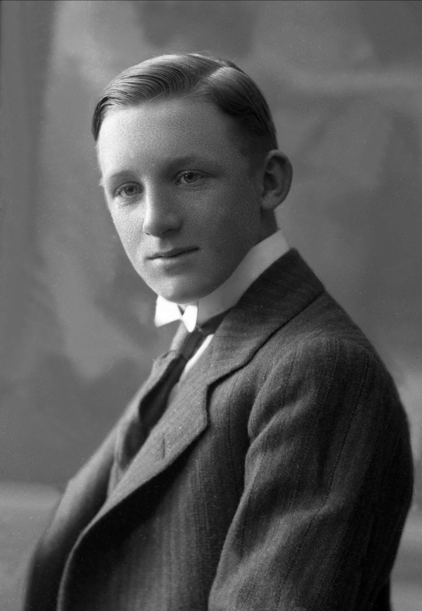 Gustav Borgen, NFB.40944