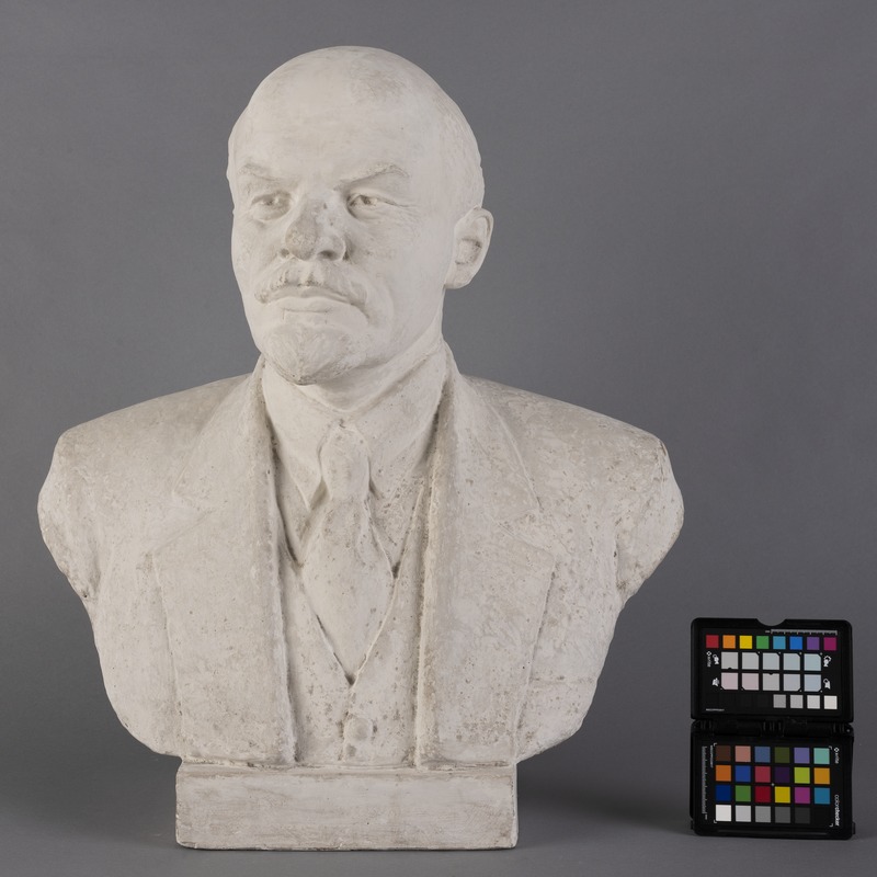 Alexander (author) Fellow, V.I. Lenin Portreebüst