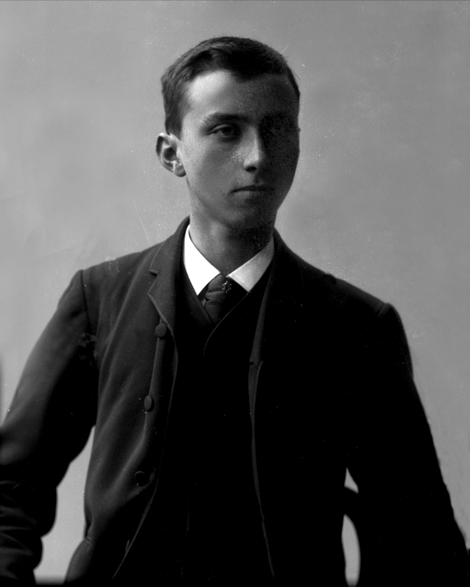 Gustav Borgen, NFB.08088