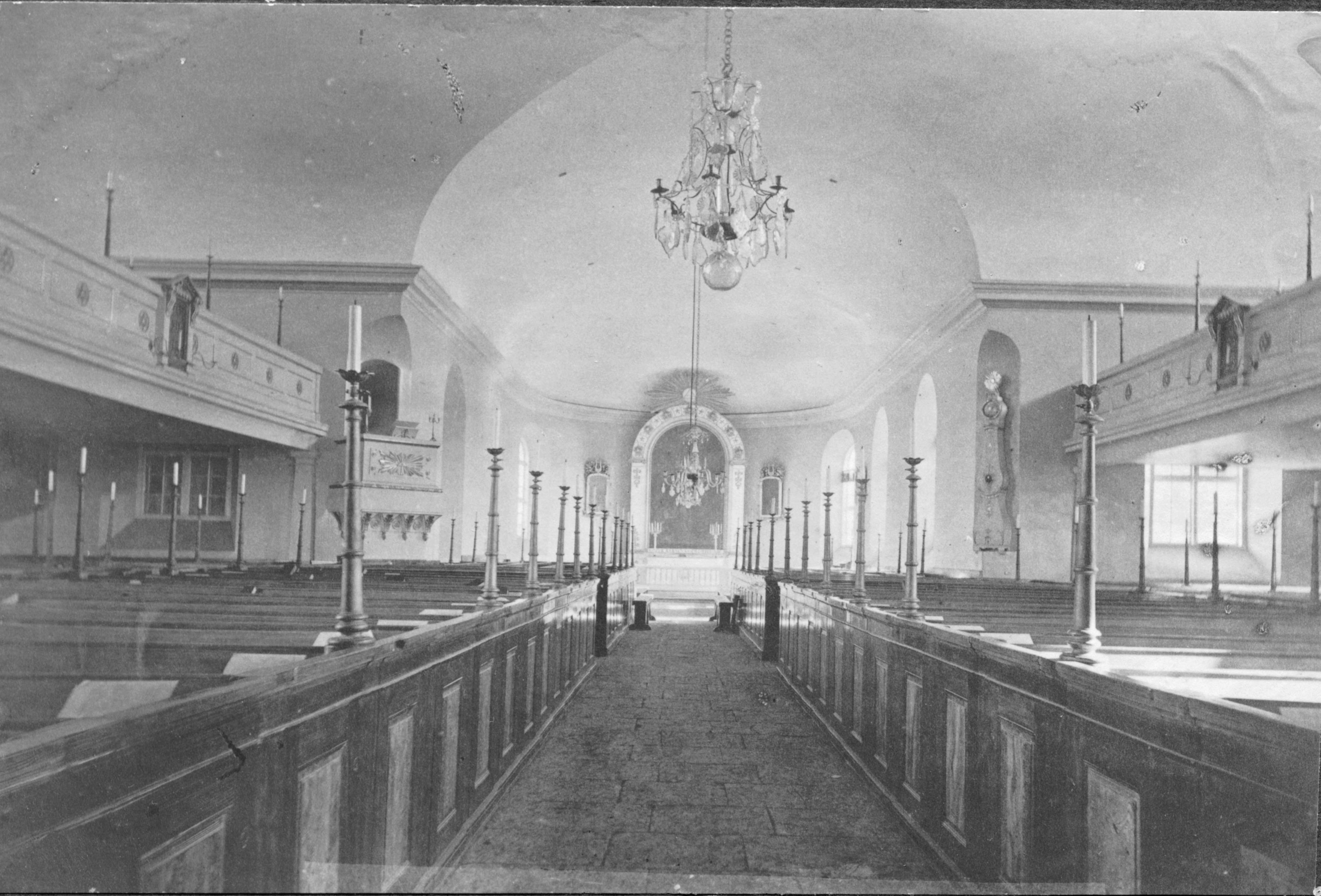 Robert Lindahl, Uddevalla kyrka (Sankta Anna kyrka)