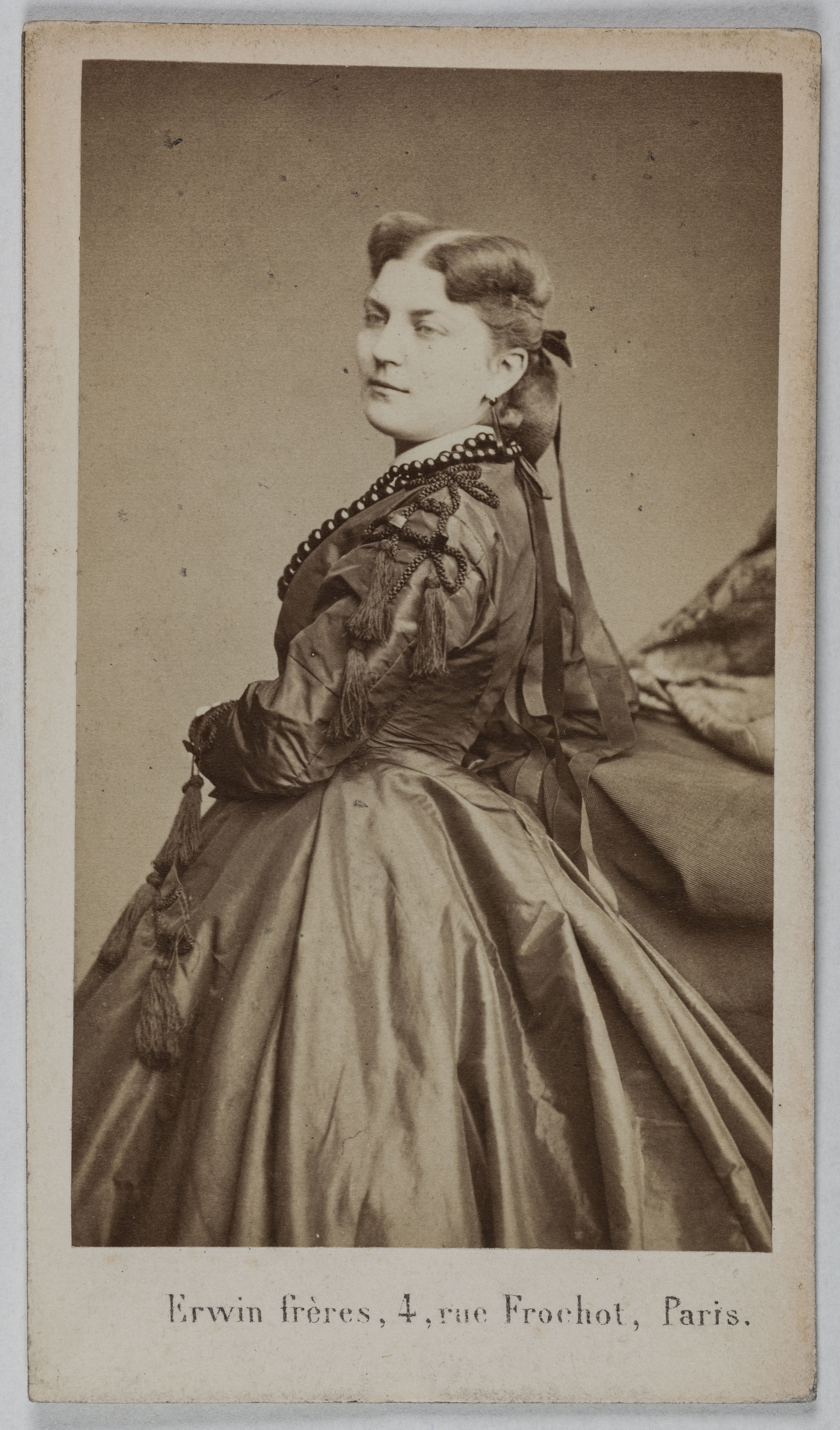 Erwin & Ernest Hanfstaengl, Portrait de Julienne Frasey (épouse Berthelier), (1842-1865), (actrice)