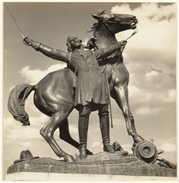 Walker Evans, Vicksburg Battlefield Monument/[Brigadier General Lloyd Tilghman, Killed May 16, 1863, The Battle of Champions Hill, Mississippi]