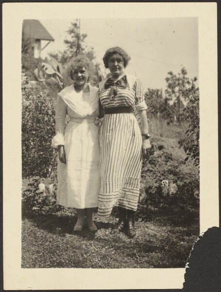 Louis Fleckenstein, [Florence and Woman in Garden]