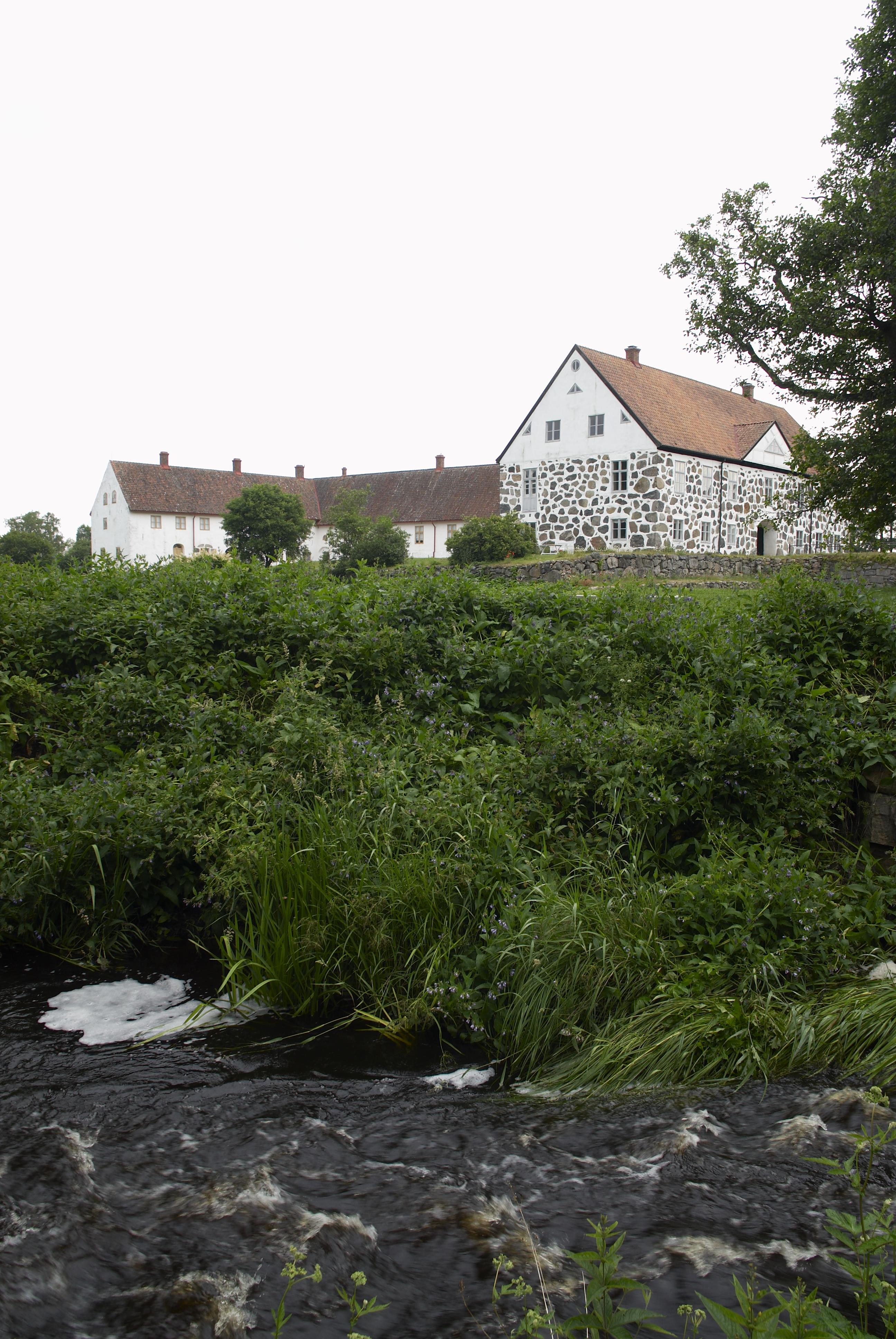 Bengt A Lundberg, Hovdala slott