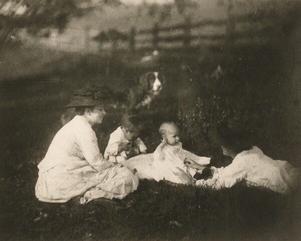 Thomas Eakins, [Frances, Artie and Tom Crowell and Susan Macdowell in Avondale, PA.].