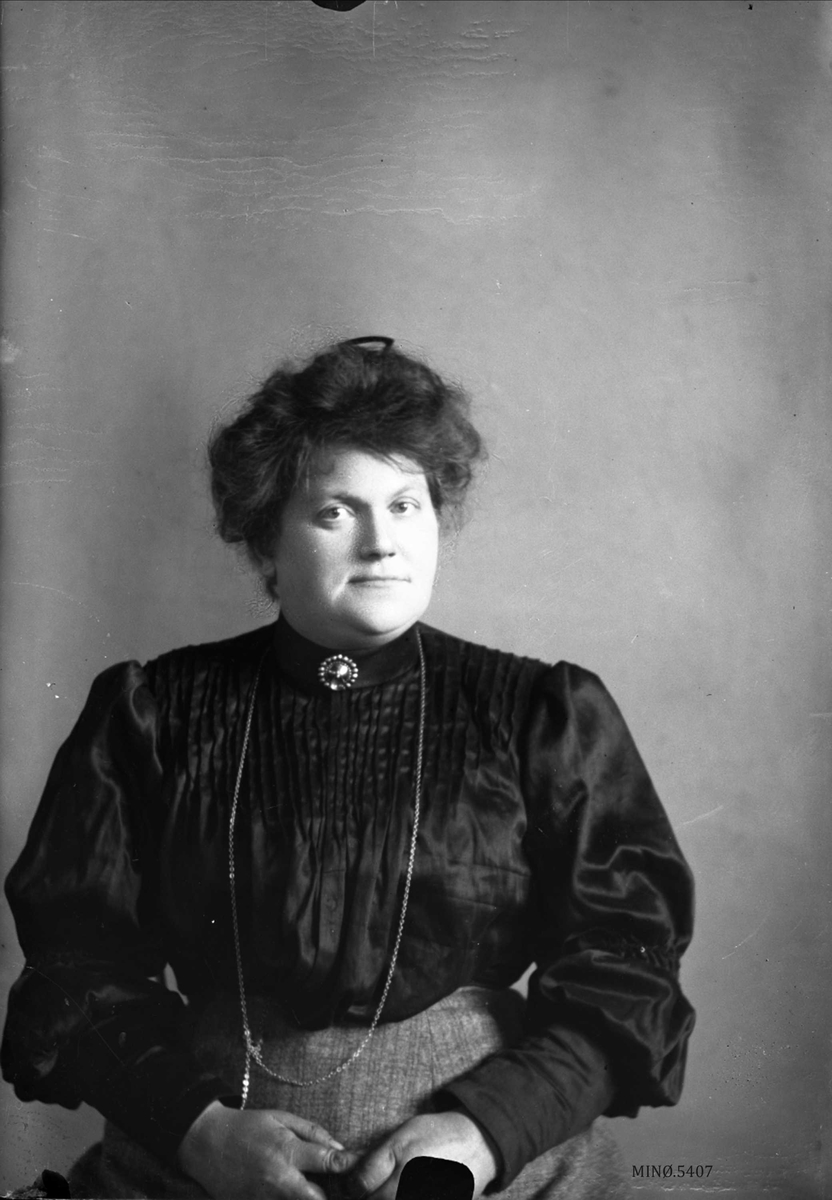 Oscar Holte, portrett, person, klær,