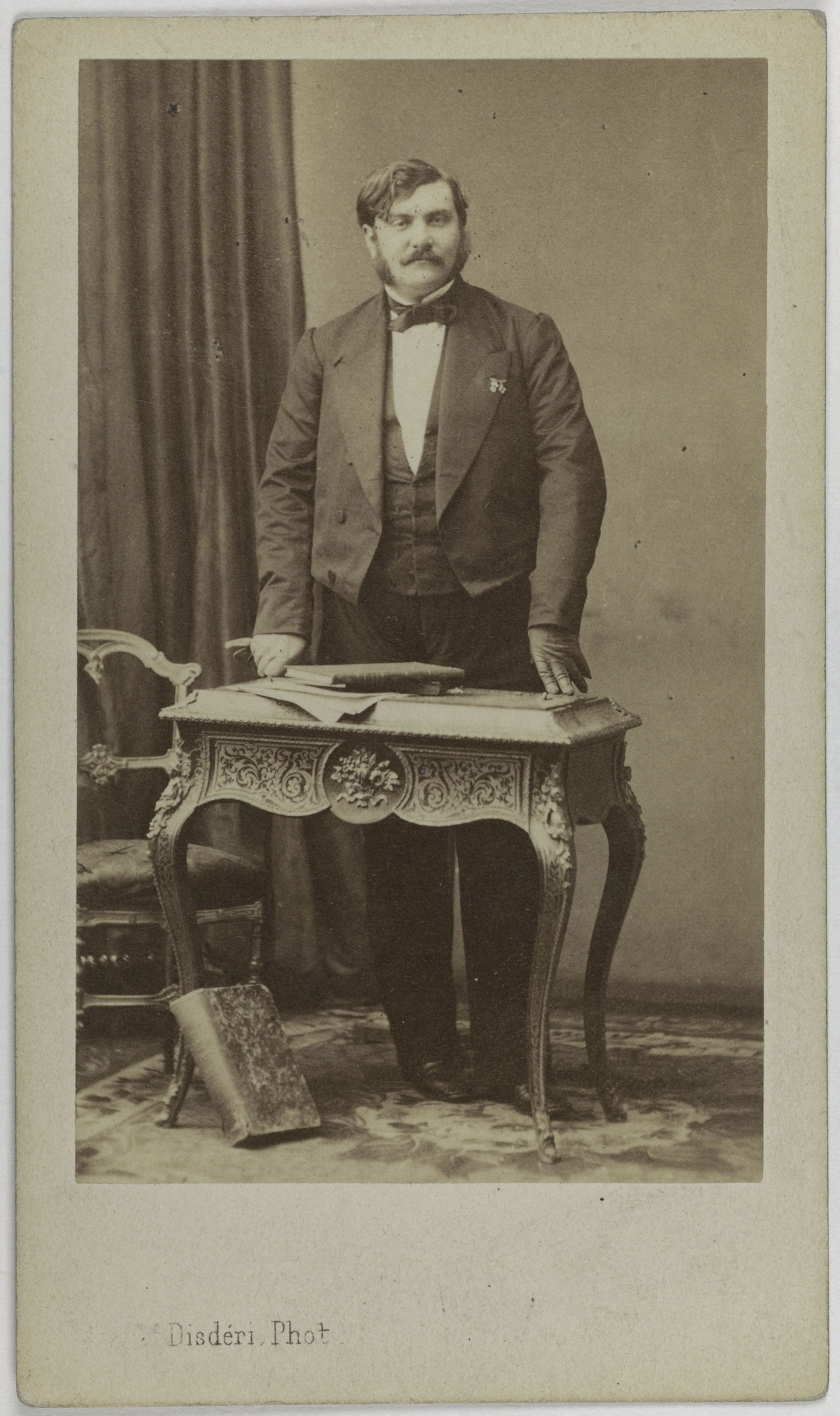 André-Adolphe-Eugène Disdéri, Portrait du marquis Joachim Napoléon Pepoli, (1825-1881), (homme politique, diplomate, petit-fils de Murat par sa mère)